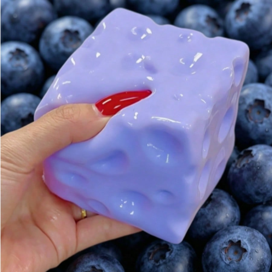 New Blueberry Color Cheese Squ - Food & Snacks Colouring Book recension och pris